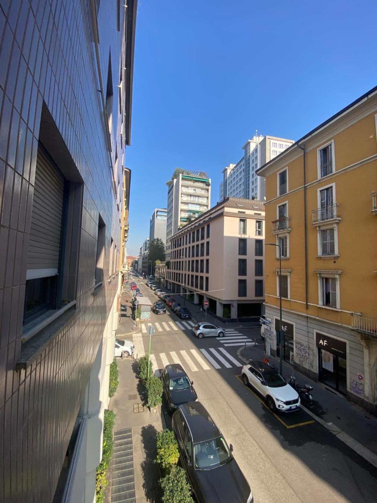 Appartement Lux Fara à Milan Extérieur photo
